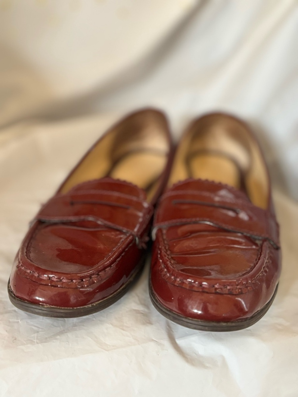Polo by Ralph Lauren Women's Burgundy Patent Leather Loafers - Picture 2 of 7